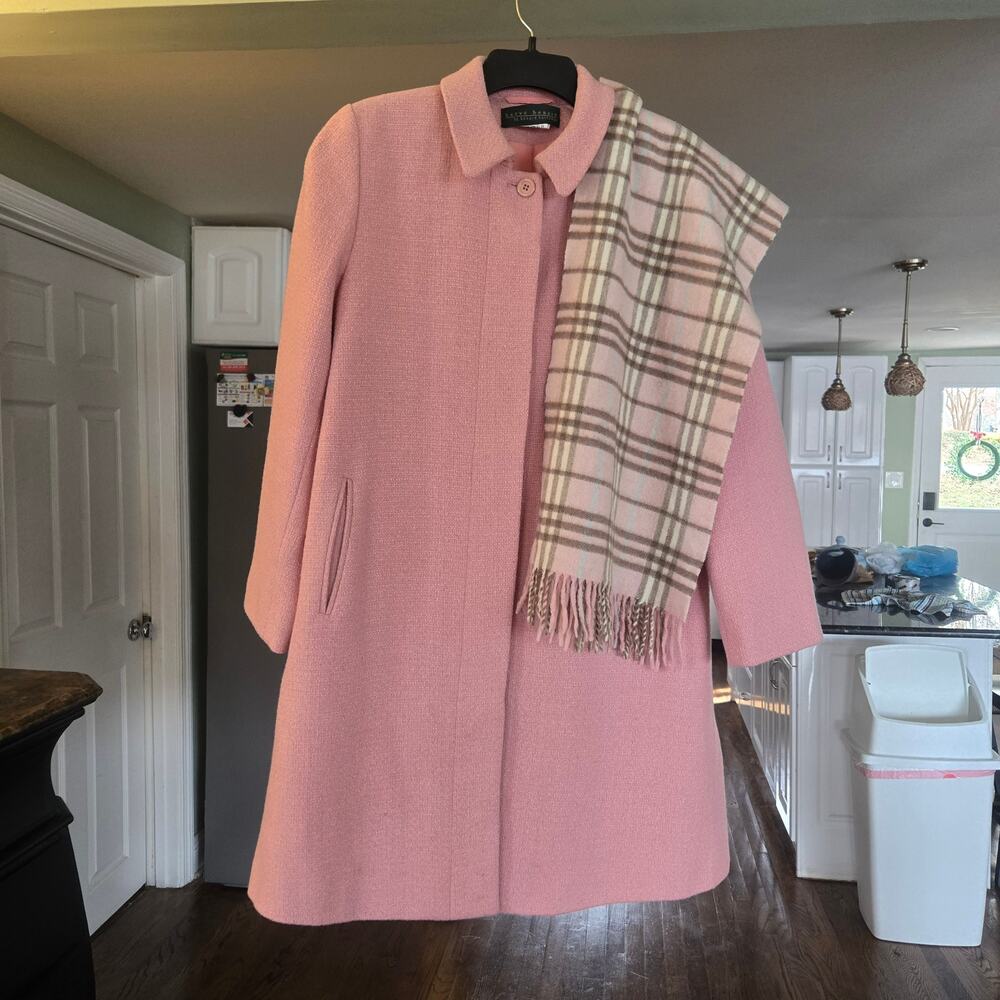 Burberry London Rose 100% Cashmere Scarf - Picture 4 of 4